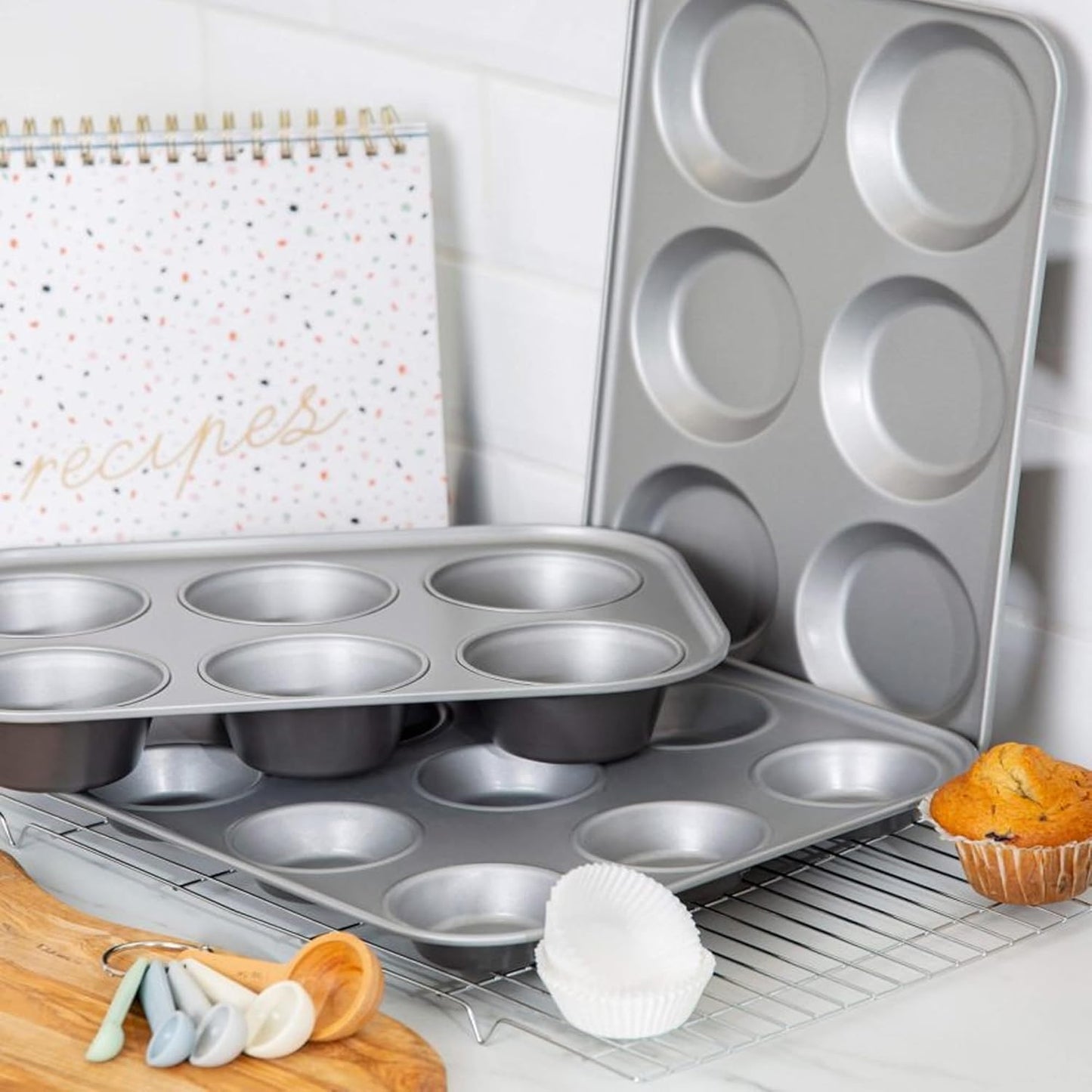 12 Cup Non-Stick Dishwasher & Oven Safe Cupcake/Muffin Baking Tray