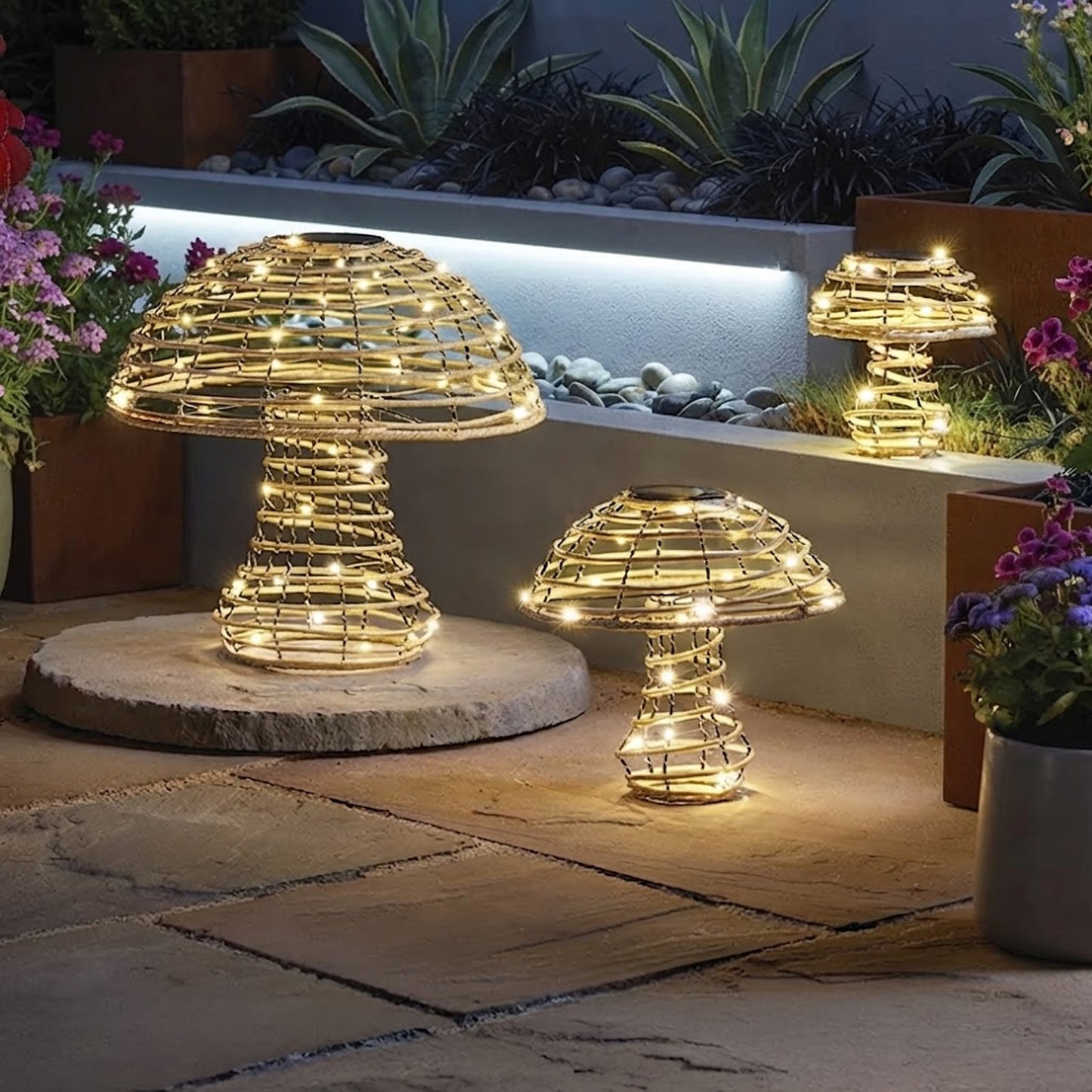 Rattan Solar Mushroom Garden Light Warm White 3000K LED Outdoor Ornament